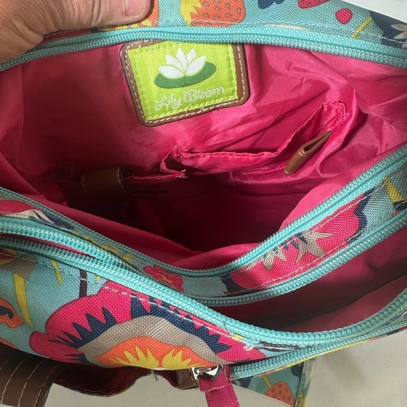 Playful Blue and Pink Crossbody Bag with Abstract Design - Picture 7 of 8